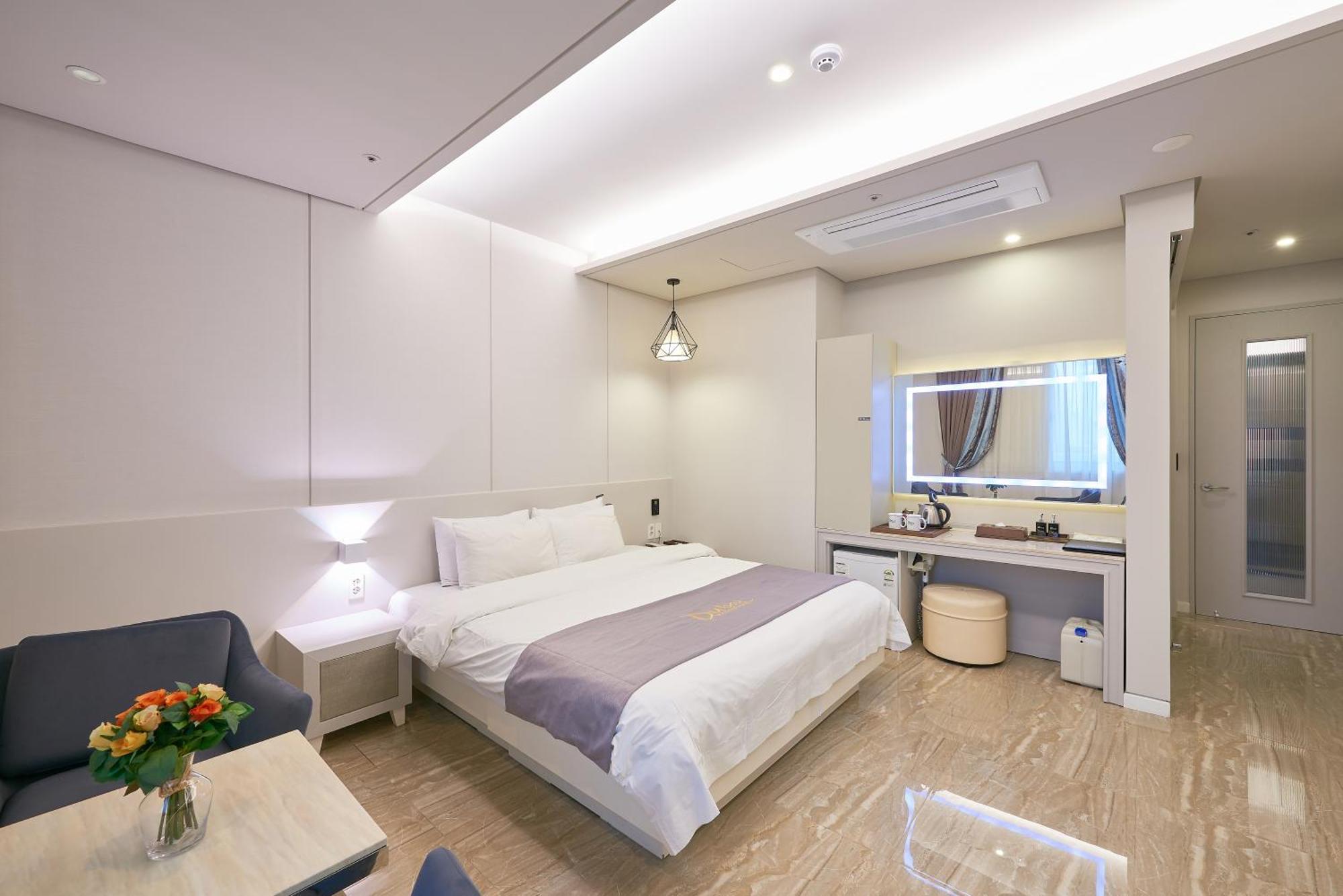 Dubai Hotel Gwangju Metropolitan City Zewnętrze zdjęcie