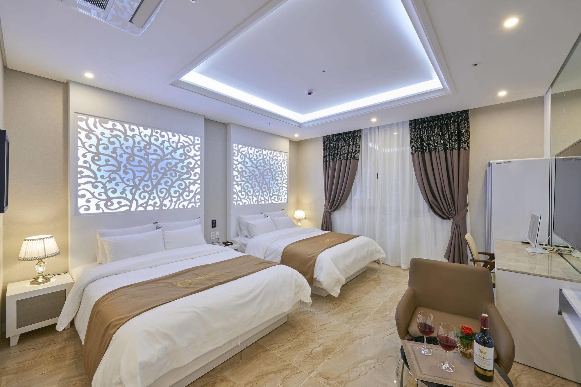 Dubai Hotel Gwangju Metropolitan City Zewnętrze zdjęcie